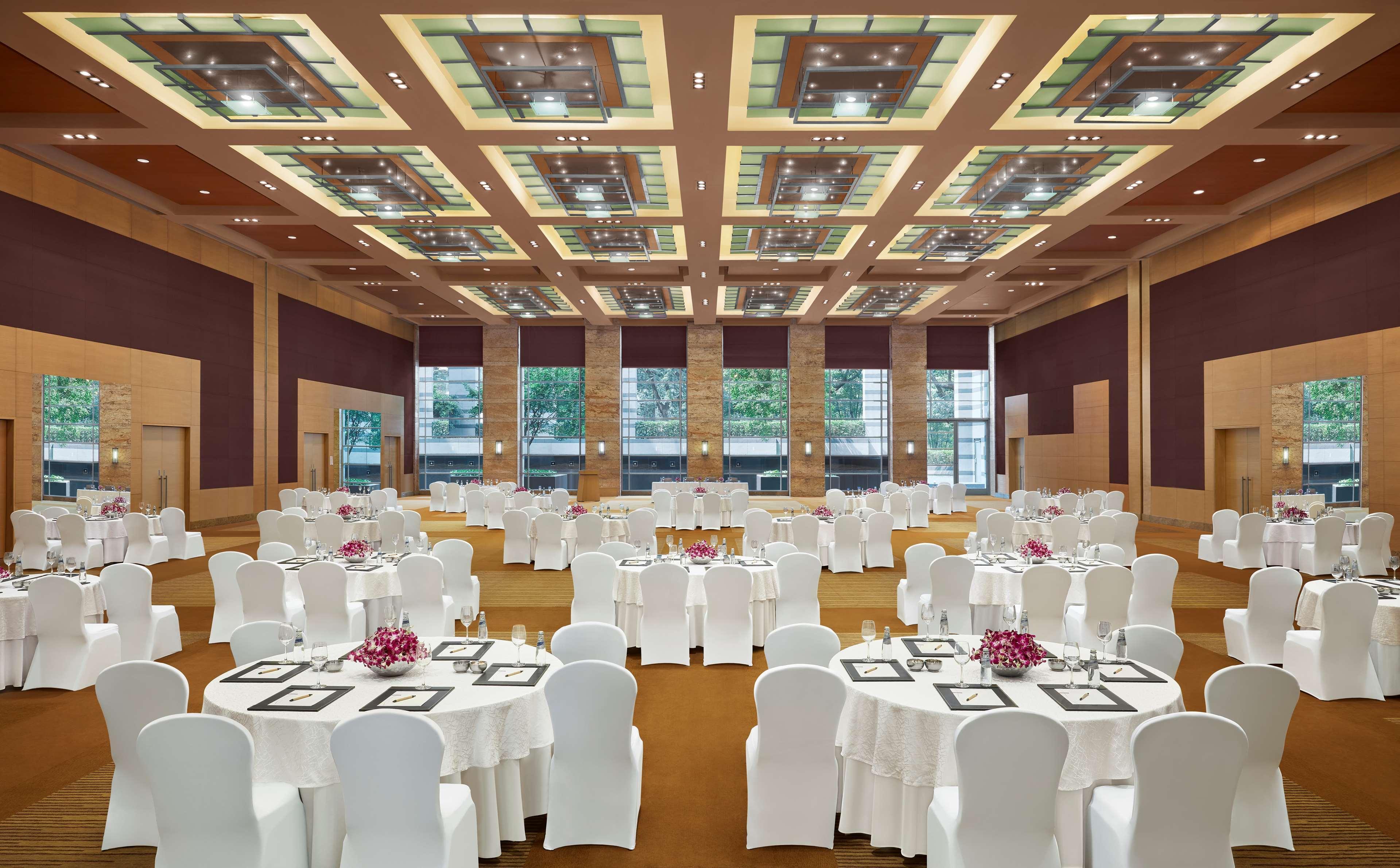 Grand Hyatt Mumbai Hotel And Residences Esterno foto The Grand Ballroom