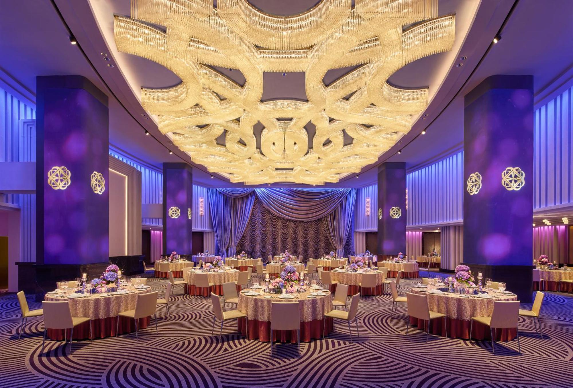 Grand Hyatt Mumbai Hotel And Residences Esterno foto The Grand Ballroom