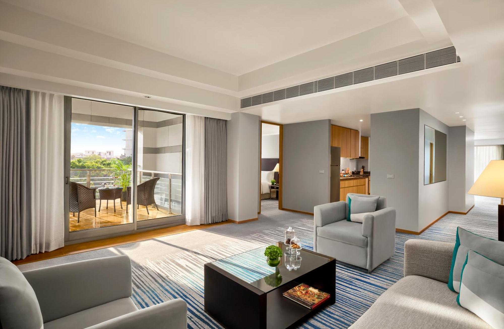 Grand Hyatt Mumbai Hotel And Residences Esterno foto